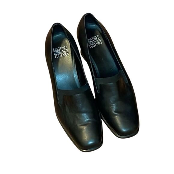 Mootsies Tootsies Faulkner Black Leather Shoes, square heels, 9 1/2 - Picture 1 of 4